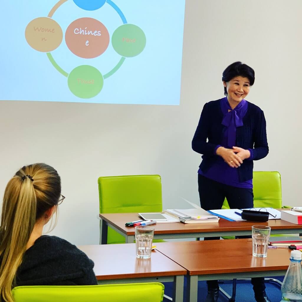 Vorlesung Lehrauftrag Christiane Leonhardt